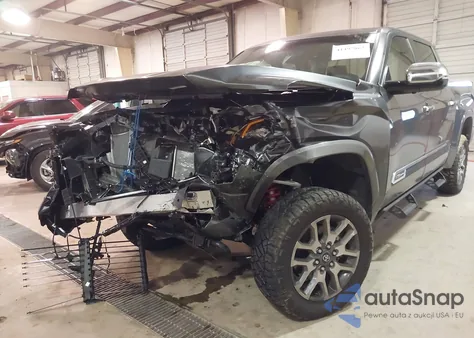 2025 Toyota Tundra Crewmax Platinum z USA, uszkodzony, nr VIN 5TFMA5DB5SX247306